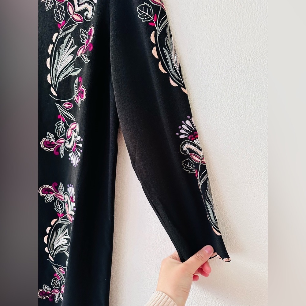 Juicy Couture Floral Embroidered Mini Dress Size 2 - Picture 6 of 10